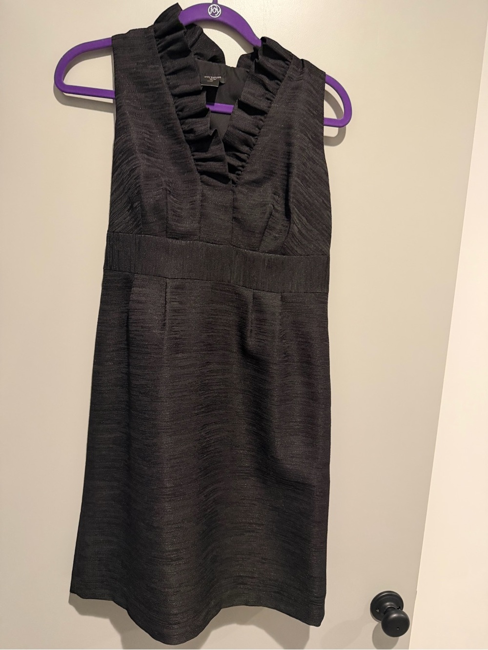 Ann Taylor Black Ruffled V-Neck Sleeveless Sheath Dress